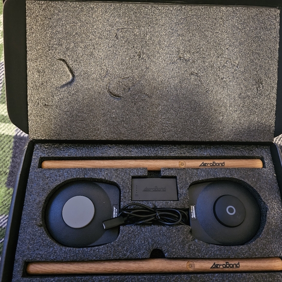 AEROBAND PocketDrum 2 Plus & Storage Bag - Picture 10 of 16